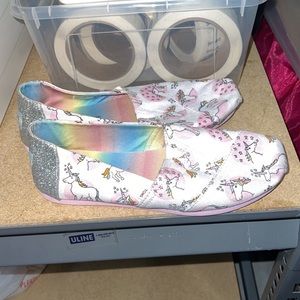 Unicorn Toms